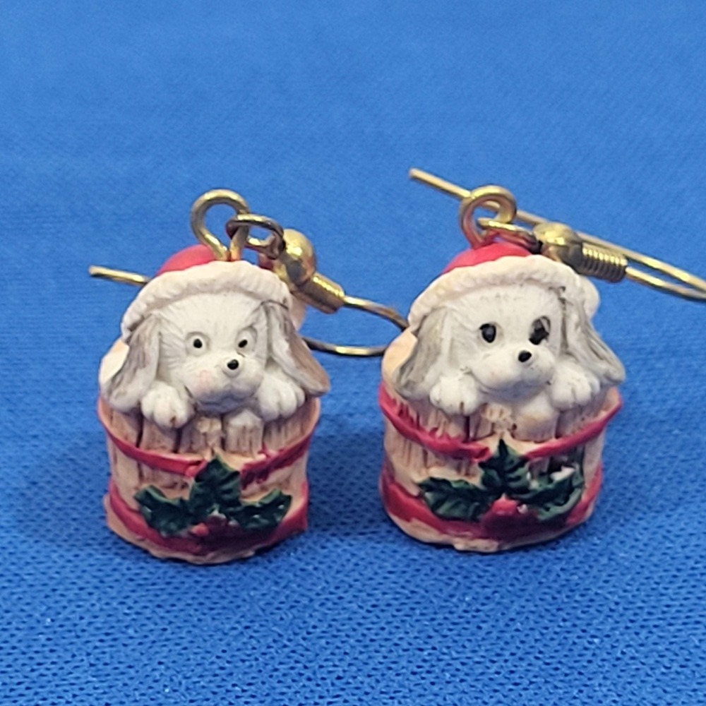 Vintage 90's Puppy Christmas Earrings With Basket Design & Gold-Tone Hooks